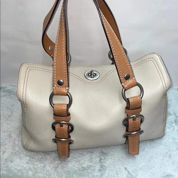 Coach ‘Chelsea’ Turnlock Shoulder Bag - Picture 3 of 17